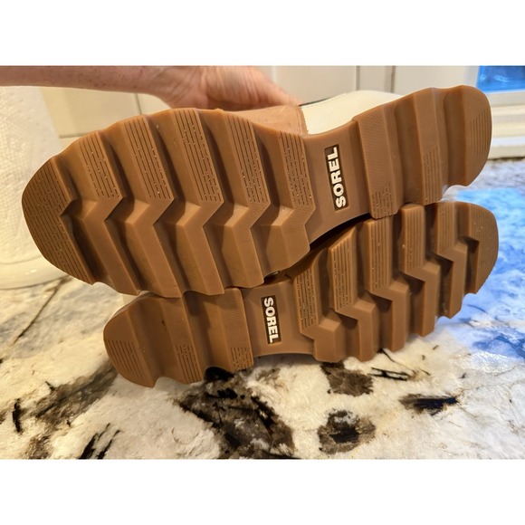 Sorel Joan of Arctic Wedge III Boots Womens 8.5 Tan White Leather Chelsea Bootie - Picture 8 of 8